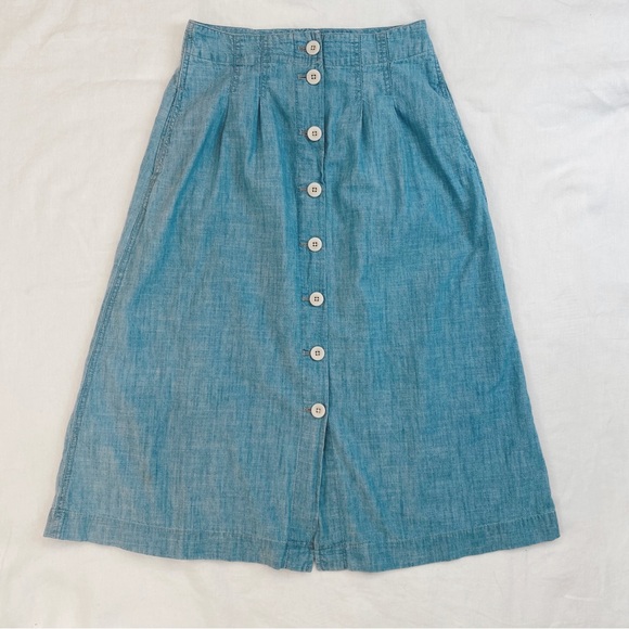 Madewell Chambray Patio Button Front Midi Skirt - Picture 6 of 12